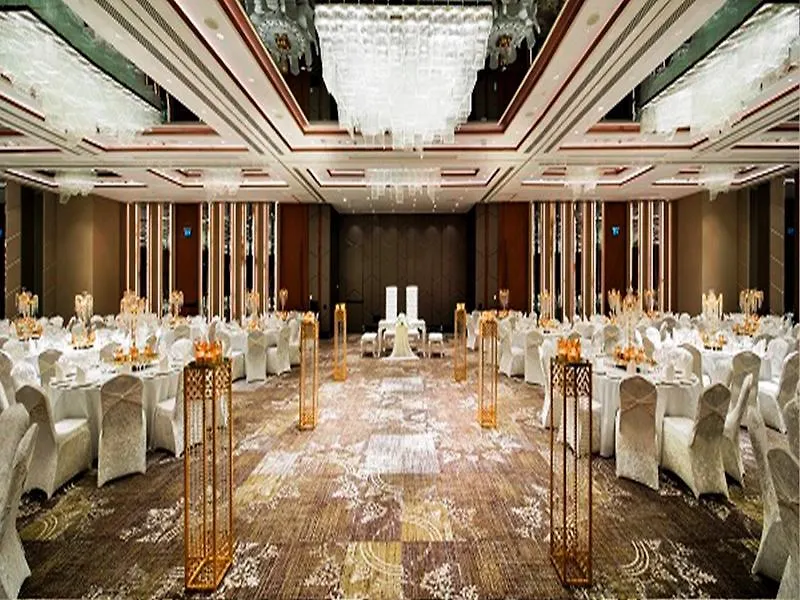 מלון Doubletree By Hilton Istanbul - Piyalepasa