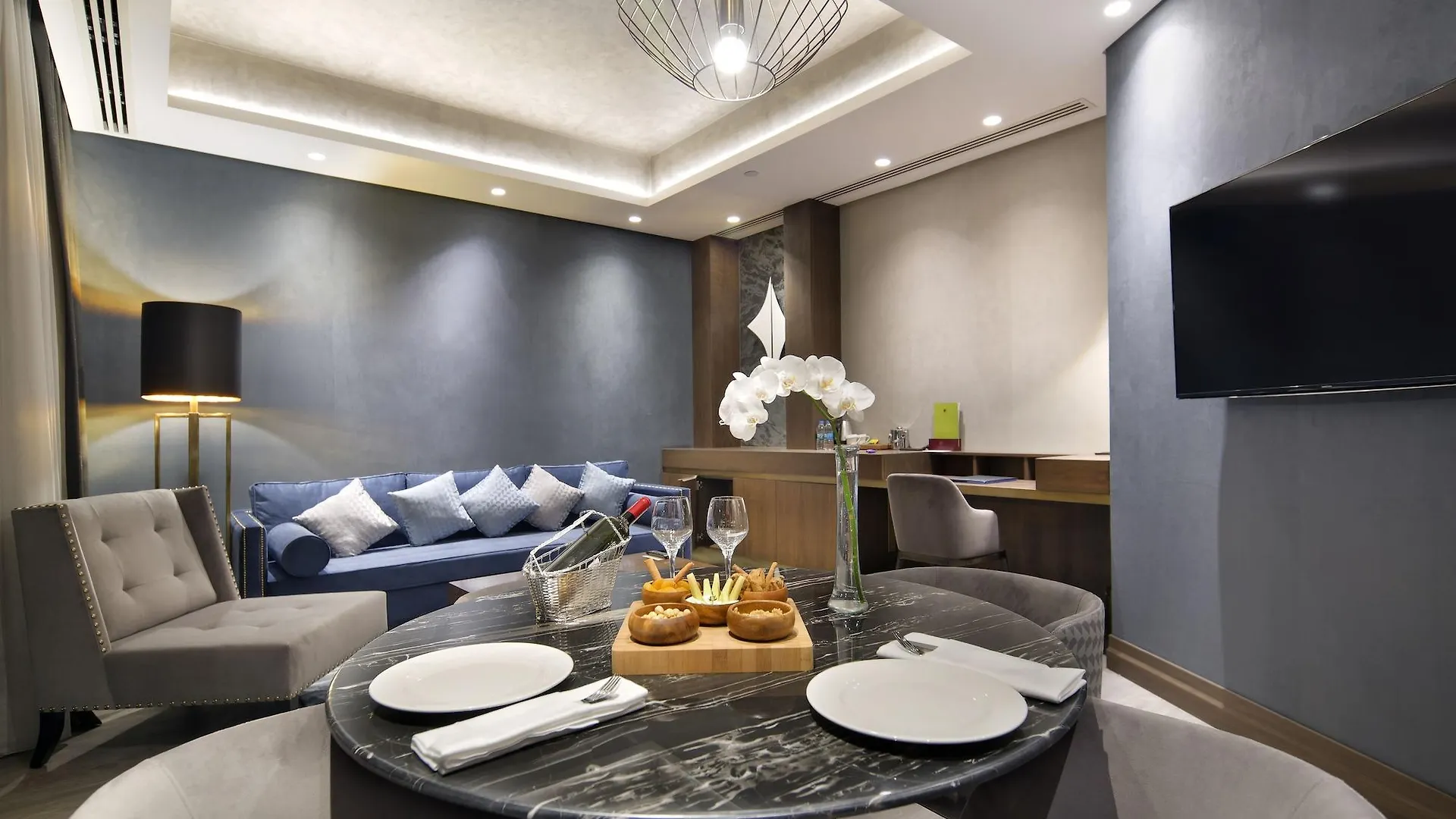 Doubletree By Hilton Istanbul - Piyalepasa Hotel 5*,